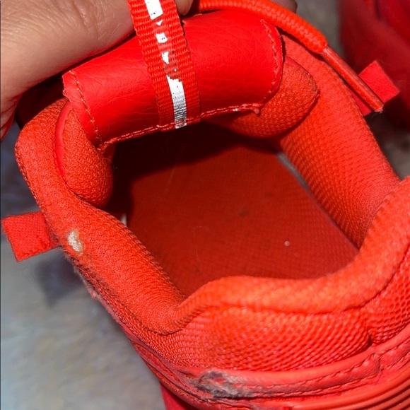 Fila Bold bright pink neon Sneakers owned by me not new but hardly warn - Picture 10 of 12